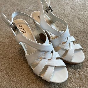 Ana White Wedges